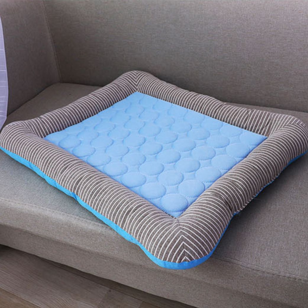 tapis rafraichissant pour chien sans gel bleu confortable