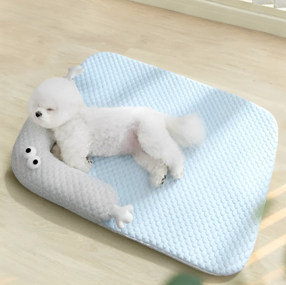 Tapis raffraichissant chien avec coussin cervical intégré