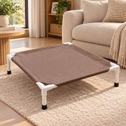 lit de camp pour chien marron confortable