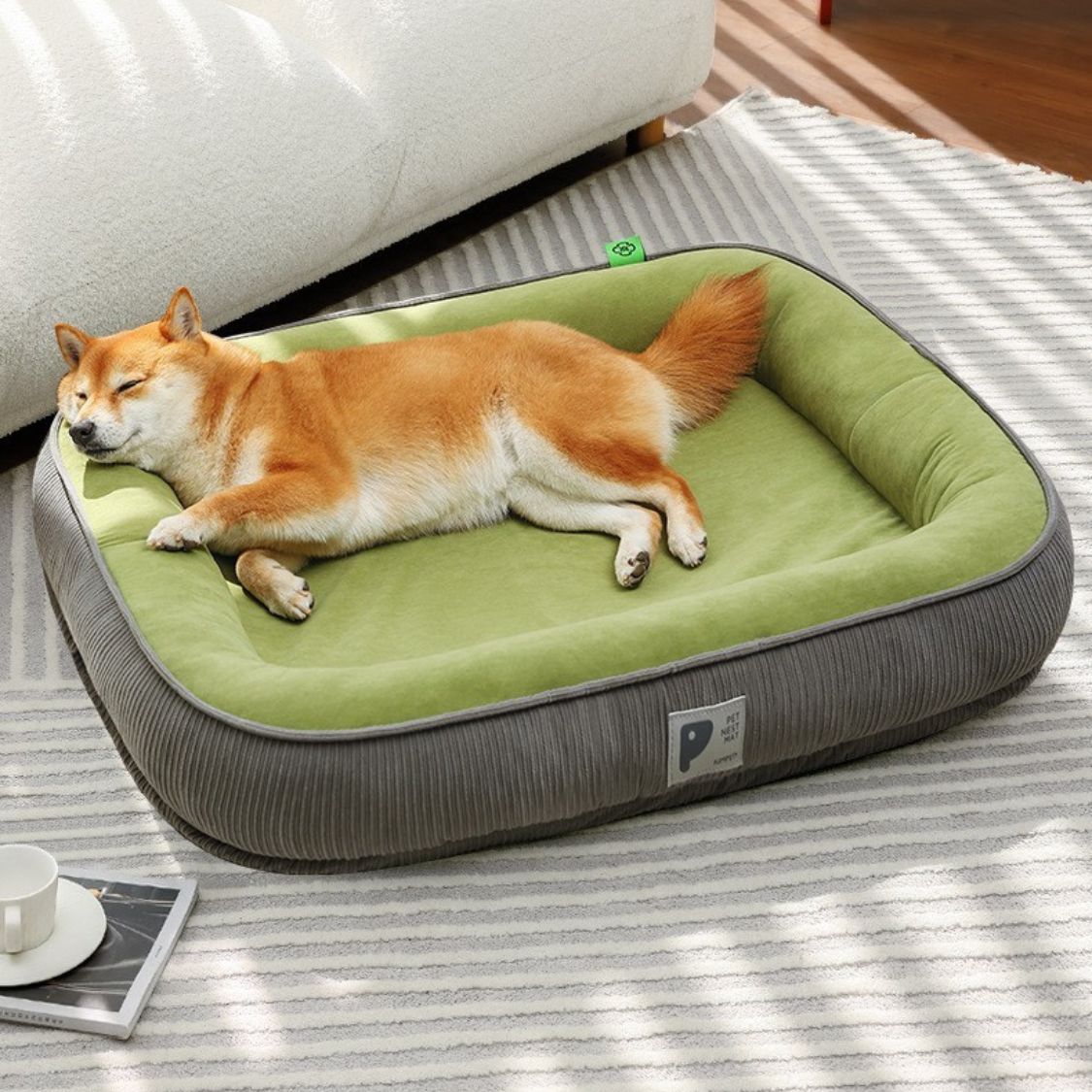 lit pour chien espace repos allonge vert gris