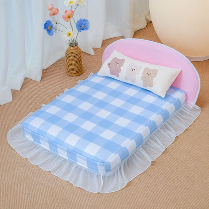 lit pour chien impermeable bleu rose chien blanc